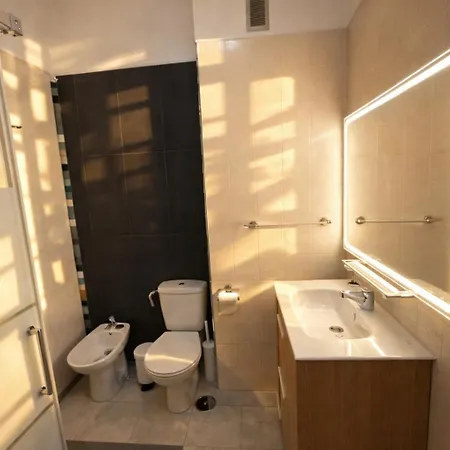 Apartament Tenerife Vacaciones, Quiet Near The Ocean And Local Food Spots And Coastal Walks, Fast Wifi